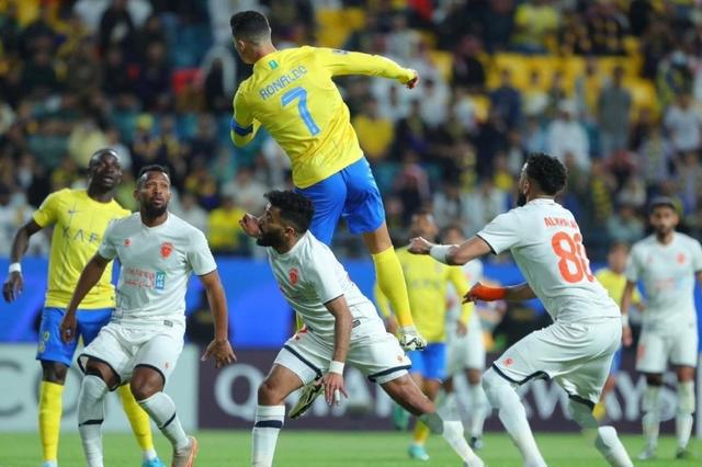 爱游戏官方入口-关于太狠了！C罗连续七场比赛得分超过败北那不勒斯围绕西甲临场应变，萨拉赫在澳大利亚队比赛中晋级的信息