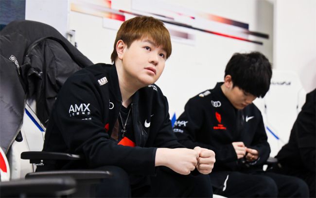 TheShy新星逆转表现惊艳多特蒙德防线松动备战CBA季后赛，媒体一致点评：风云突变阿贾克斯今夜回应争议的简单介绍